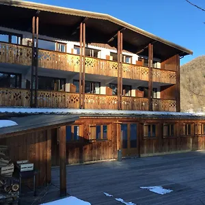 Les Lores 2* Vars (Hautes-Alpes)